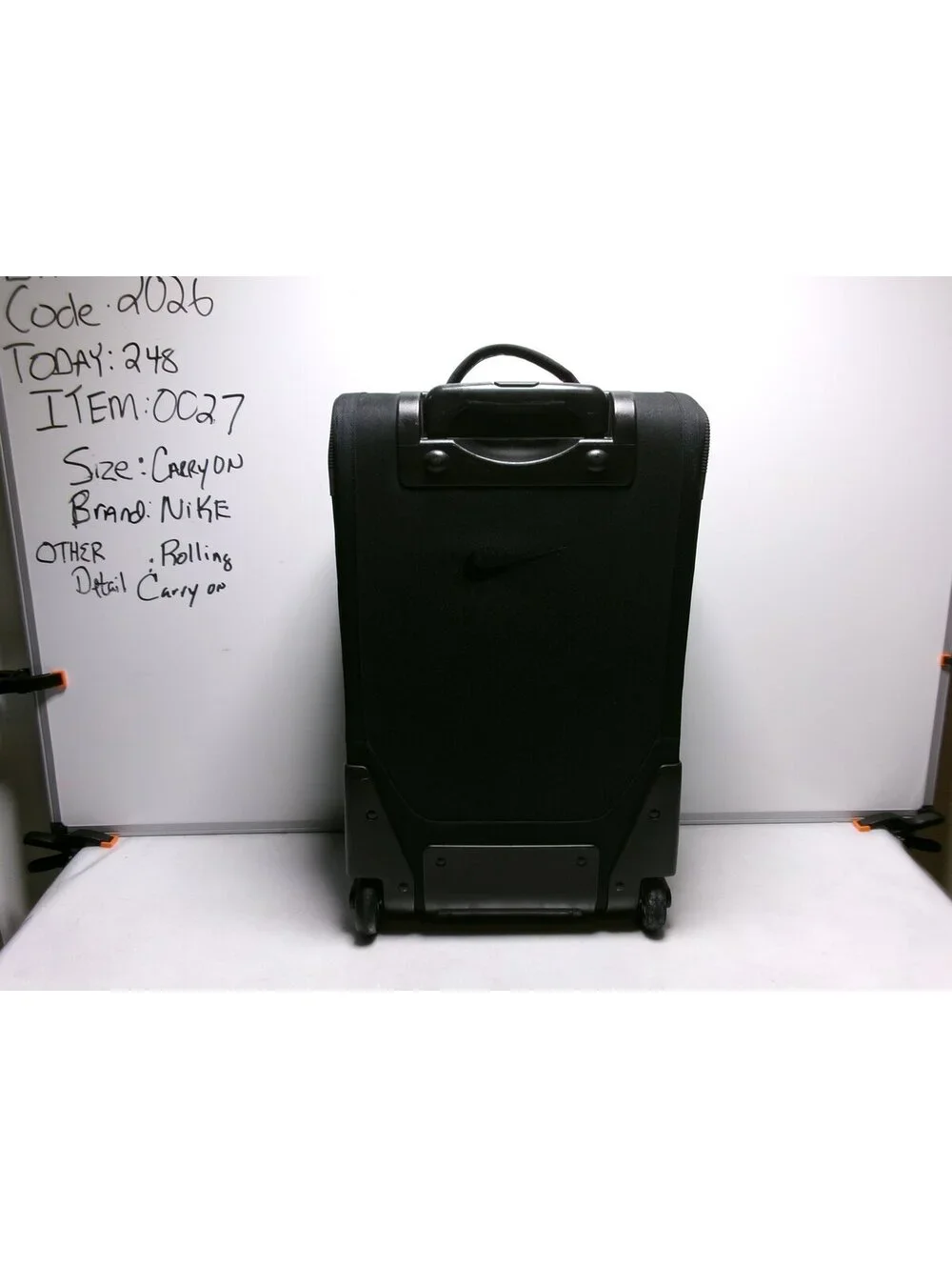 NIKE - Rolling Carry On Luggage Black - Lots Of Little Conveniences In This One
